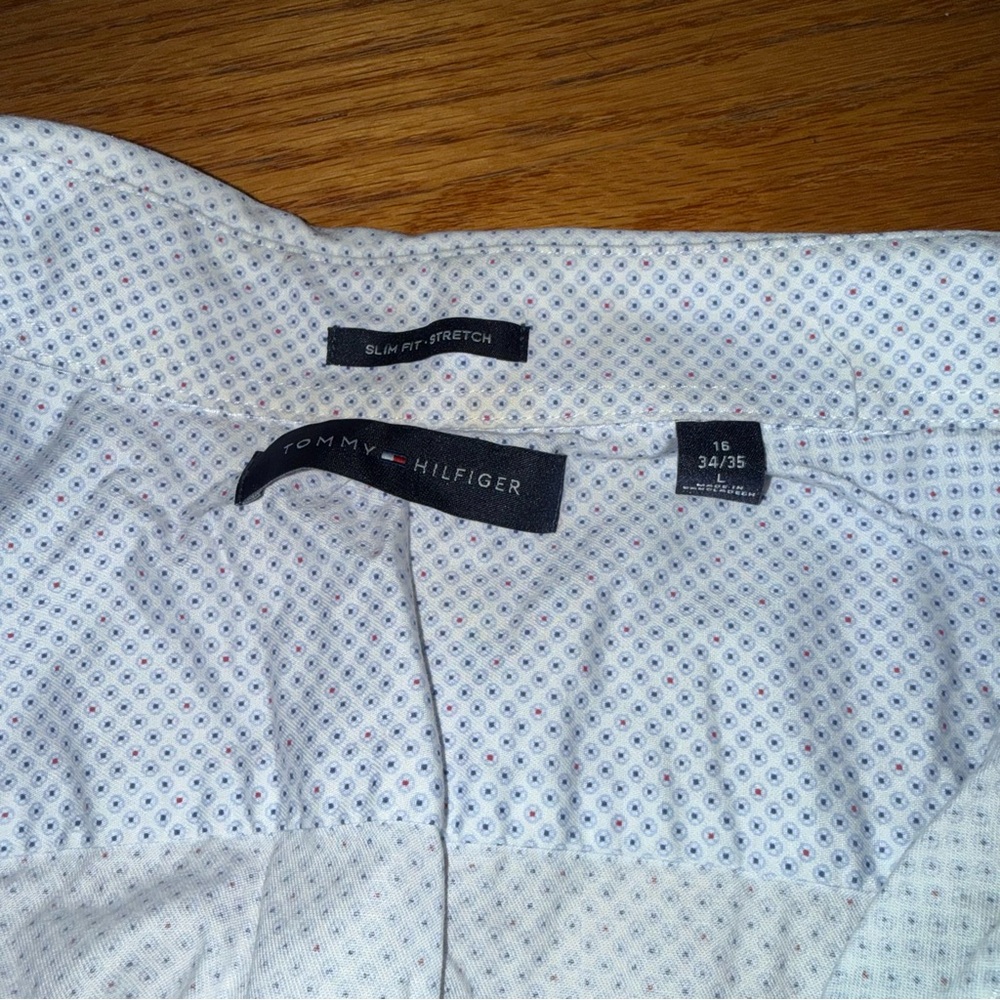 Tommy Hilfiger White Dress Shirt with Blue and Red Microprint